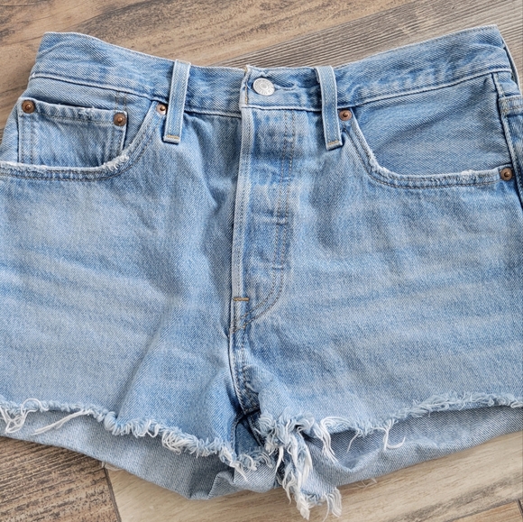 Levis Shorts Size 27 Jean Shorts 14in Waist - Picture 1 of 8